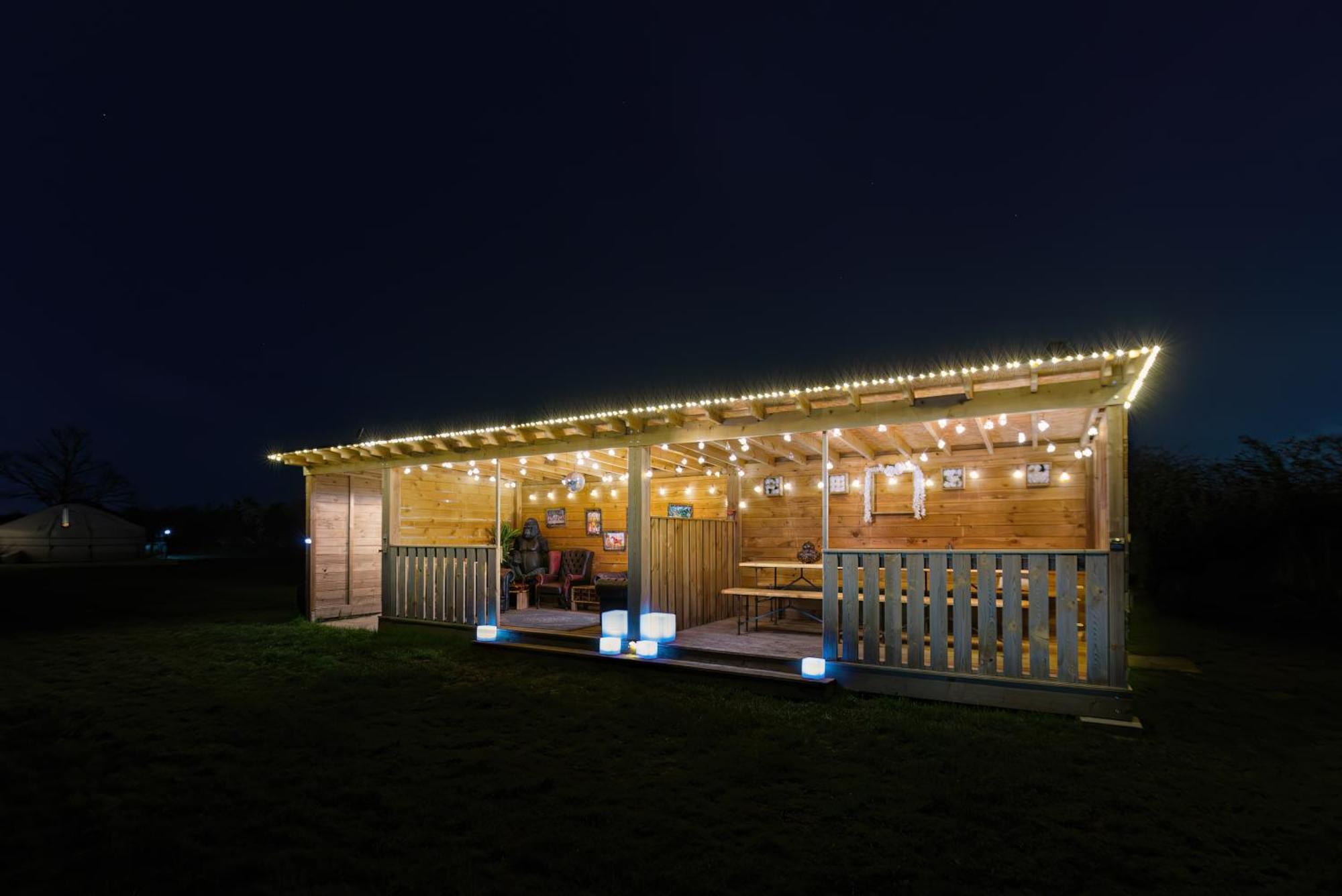 Lincoln Yurts Hotel Bagian luar foto